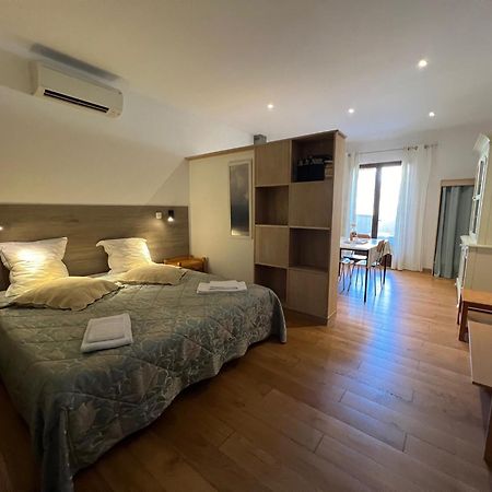 Residence Casa Favalella Порто Поло Екстериор снимка